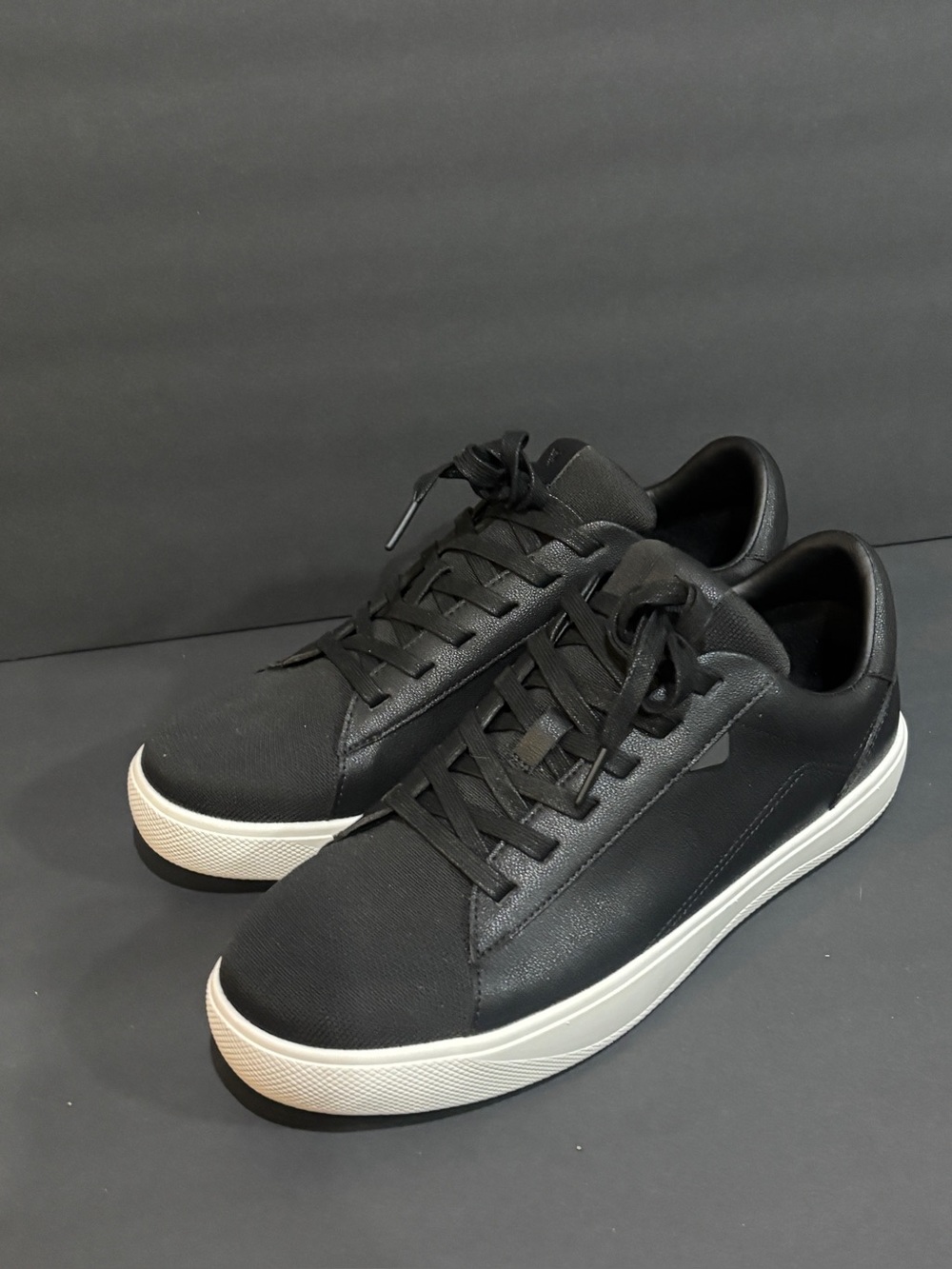 Vessi Soho Sneakers Women’s 10 Black Waterproof Casual Lace Up Shoes